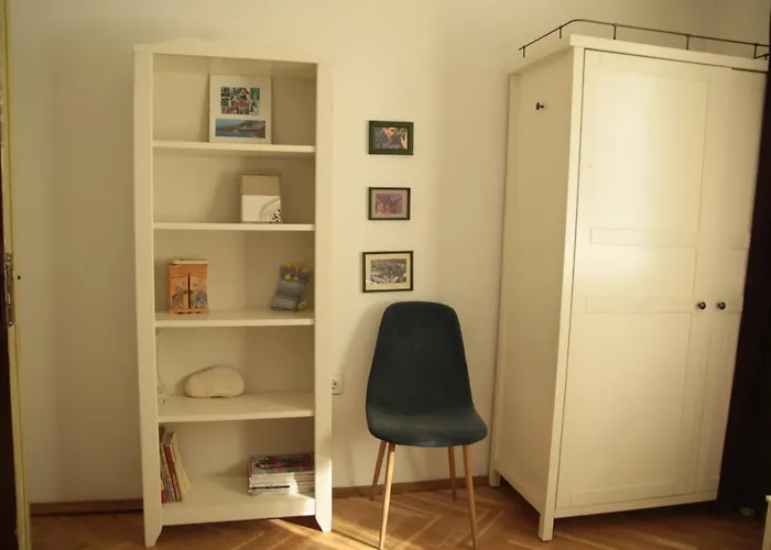 Elie's Хостел Варна